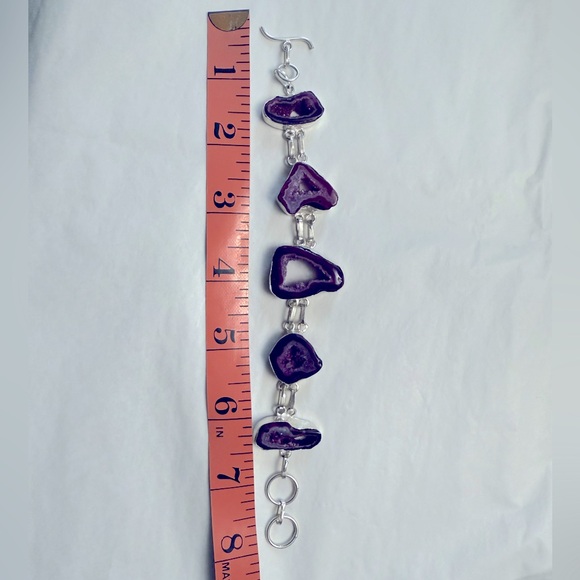 NWOT silver plated bracelet in shades of amethyst. - Picture 4 of 5